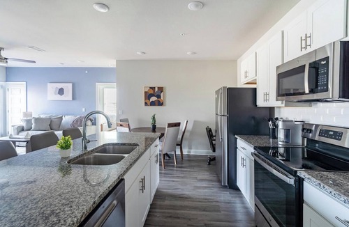 Harvey Apartment | Landing | Stylish 2BD, Gym, Clubhouse