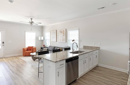 Huntsville Apartment | Landing | Stylish 2BD, Clubhouse, Pool
