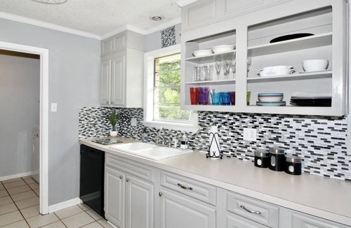 Claiborne House | Large 3-bedroom house in the heart of West Monroe