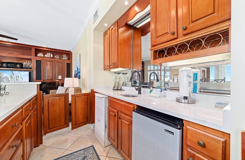 Fort Morgan House | Large, Gulf- Front Beach House With Community Pool