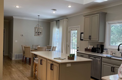 Oxford House | Large home in quiet neighborhood 5 minutes from Campus!