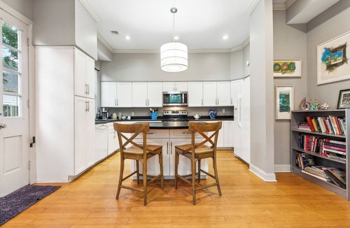 Lower Garden District House | Large three bedroom townhouse in the best location in New Orleans.fast wifi