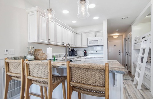 Fort Bay Condo | Latitude 14 - NEW OWNER! NEW LOOK! Spectacular ocean views! 1BD/2BA. Sleeps 6
