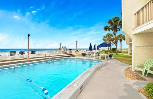 Fort Bay Apartment | Latitude 29 #13