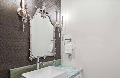 Seacrest House | Lavish Home 3 min to beach w Pool and Pickleball