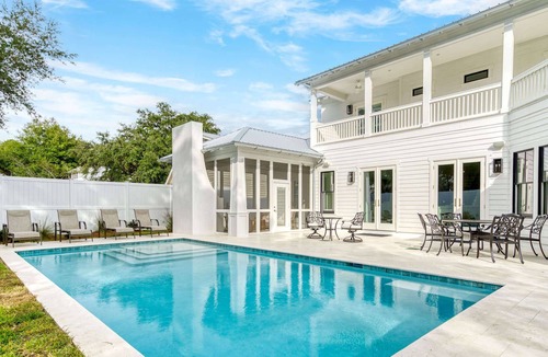 Seacrest House | Lavish Home 3 min to beach w Pool and Pickleball