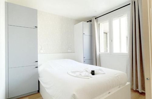 Chartres Apartment | Le Cent-Un