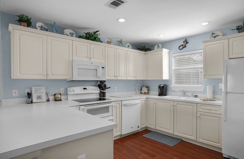 Clipper Cove Cottage | Leap Of Faith-Near Gulf - Beach Set up - Contactless entry