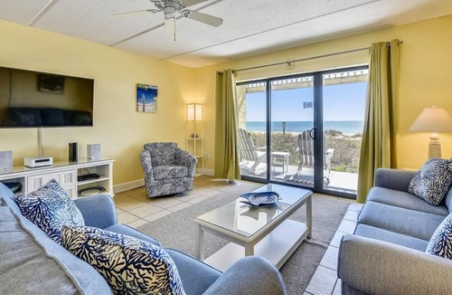 St. George Island Condo | LEAVE YOUR WORRIES behind as you let the wonder of St. George Island sink into your soul!