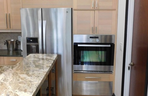 Royal Poinciana House | LED Artsy Retreat -Jacuzzi/BBQ