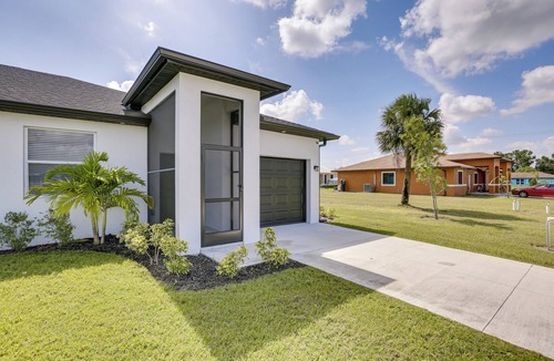 Westminister House | Lehigh Acres Family Getaway w/Lanai + Golf Nearby