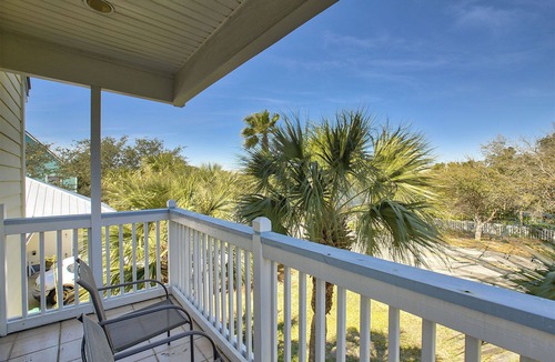Clipper Cove House | Lemon Fish - Crystal Beach Cottages, Heated Private + Community Pool!