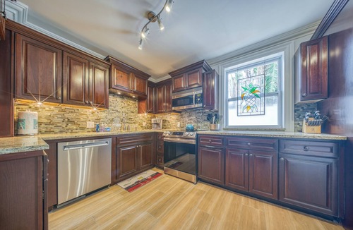 Sarasota House | Lido Key Oasis -Heated Pool/Walk to Beach & St. Armands - Separate In-Law Suite