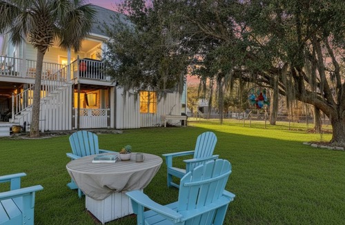 Waveland House | Life's A Beach 3BR 3BA Beach House
