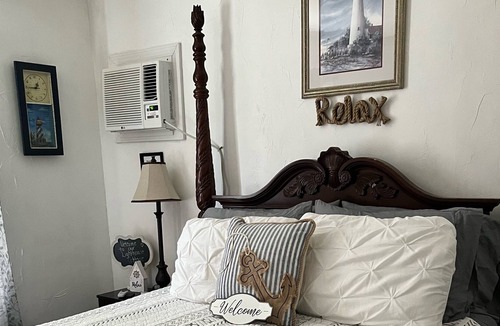 Bay St Louis Cottage | Lighthouse Cottage