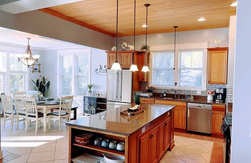 Carrabelle House | Lily’s Escaped, Private screen cover pool, fishing dock,