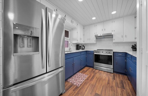 Henderson County House | Little Red Lakehouse