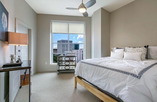 Central Business District Condo | Live in the Heart of Downtown New Orleans