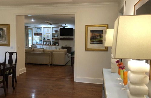 Oxford House | Live like a Local! Walk to the Square or the Grove! 💙❤️💙