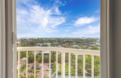 Park Shore Condo | Live the Florida life in this 3 bedroom beachfront
