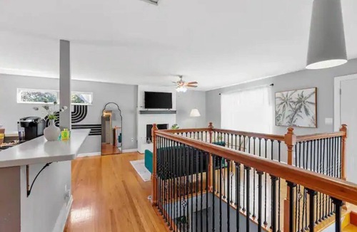 Tallahassee House | Lively and Vibrant Tallahassee Home - FSU - Capitol