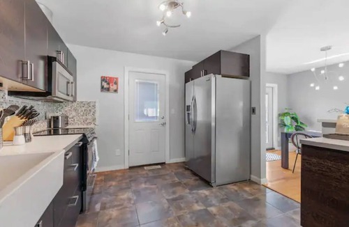 Tallahassee House | Lively and Vibrant Tallahassee Home - FSU - Capitol