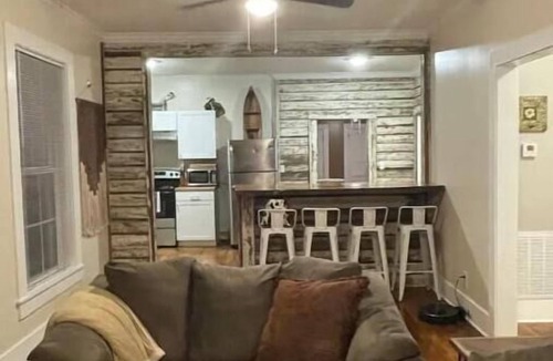 Grenada House | Located 3 miles to Grenada Lake