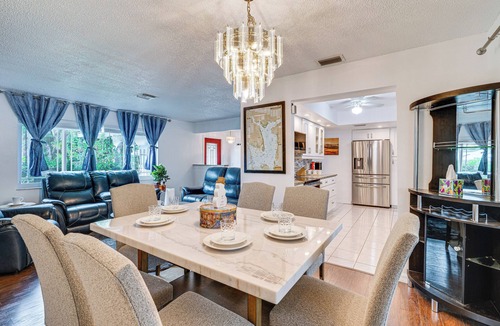 Port Charlotte House | Location, Location, Location! Direct Gulf Access