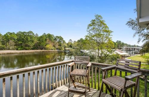 Ono Island House | Lone Palm on the Bayou