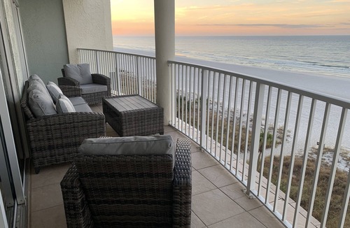 Long Beach Condo | Long Beach August 18, 2025-April 2026 SEE DESCRIPTION PRIOR TO BOOKING