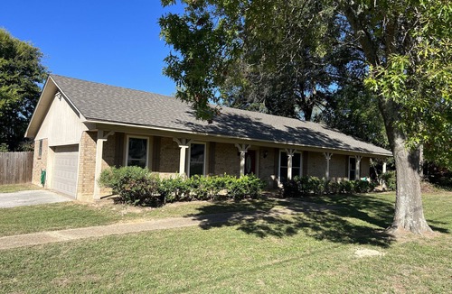 Tyler House | Long term or short-term rental near UT Tyler & TJC.