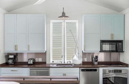 Seaside House | Love Me Tender