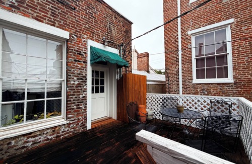 Columbus Apartment | Lovely 2-bedroom apartment with AC in charming Downtown Columbus