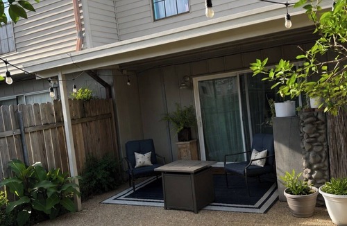 Baton Rouge House | Lovely 2-bedroom Townhome, Baton Rouge