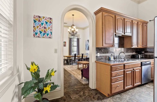 Faubourg Delassize House | Lovely 3BD | Steps to St. Charles | Gated Parking
