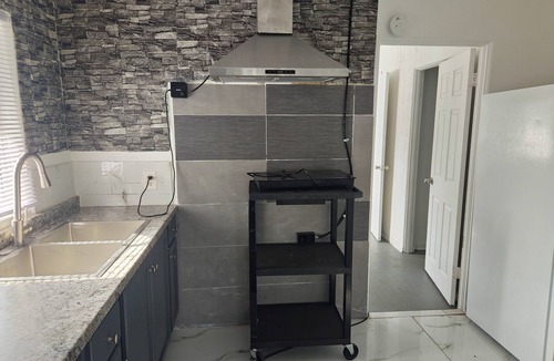 Fairvilla Apartment | Lovely apartment with AC in vibrant Orlando perfect for your stay