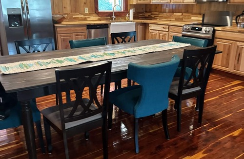Shelbyville Cabin | Lovely cabin with AC in charming Shelbyville Close to Lake Toledo Bend.