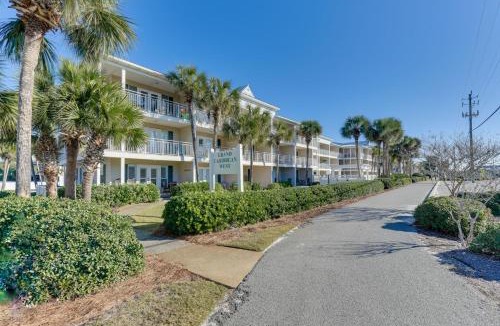 Crystal Beach Apartment | Lovely Destin Condo with Pool Access Walk to Beach!