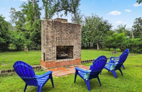 Marianna House | Lovely Lime - Updated - Near Hospital and College