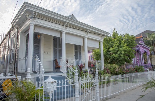 Faubourg Marigny House | Lovely Marigny Home. Super Clean & Off Street Parking