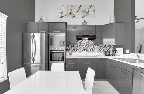 Bridgewater Crossing House | Lovely, Single Storey Vacation Home Overlooking Water