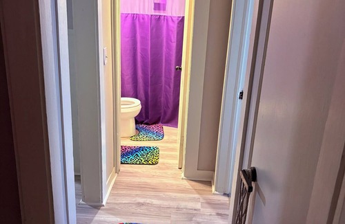 Texarkana House | Lucky Phoenix Colorful Family Retreat Near Downtown Texarkana