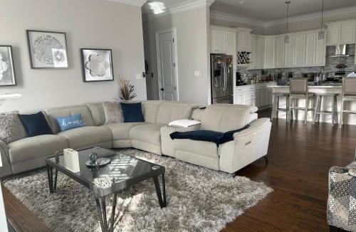 Milneburg House | LUX NOLA Haven
