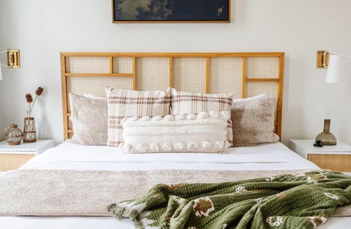 Faubourg Lafayette House | Luxe 7 bedroom Heated Pool and Spa Stay Heirloom