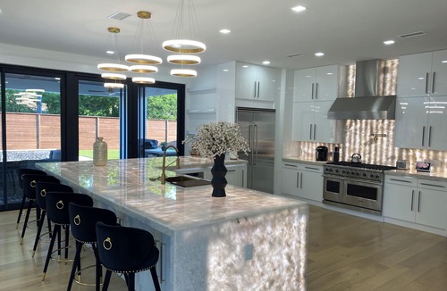 Preston Hollow Villa | LUXE! New Luxury Mansion in the Prestigious Dallas Preston Hollow Neighborhood