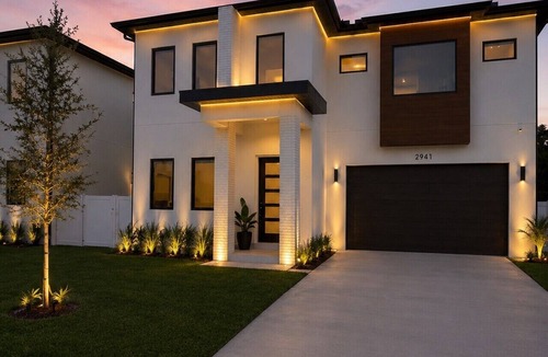 Tampa House | Luxe Villa Pool&Spa Sauna Games Sleeps 20+