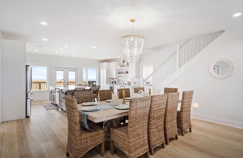 Dauphin Island House | Luxurious 5/5 Waterfront Beach House on Dauphin Island's Sound Side featuring a