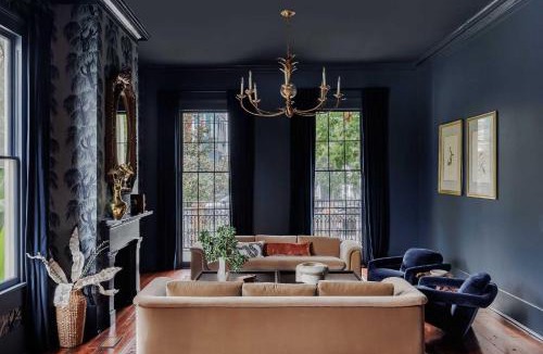 Lower Garden District House | Luxurious 9BR Inn Heated Pool & Spa