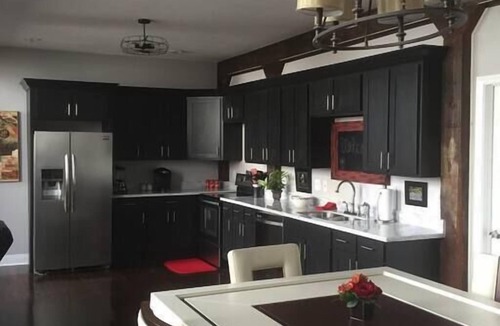 Algiers Point House | Luxurious Loft In Historic Building