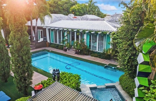 Northeast Miami House | Luxurious Miami Waterfront Gateaway A Location